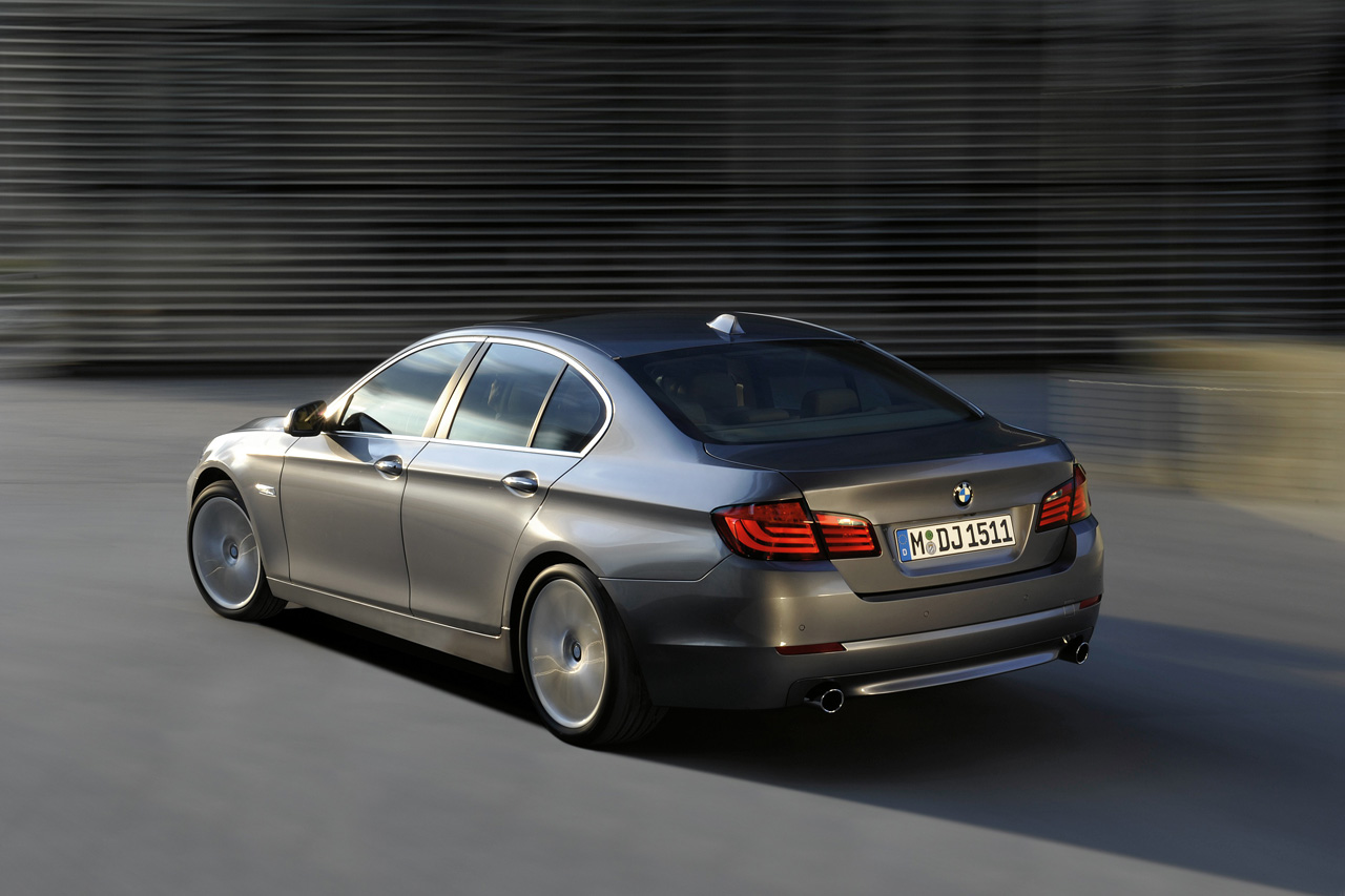 BMW 5 model 2011 kod F10